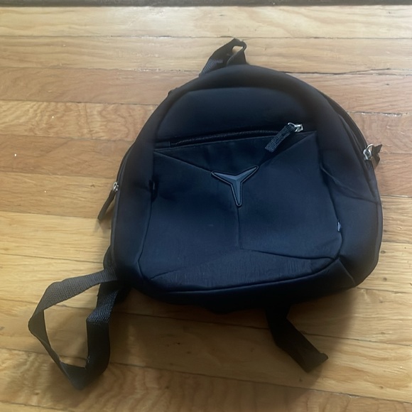 Protege black back pack. - Picture 2 of 9